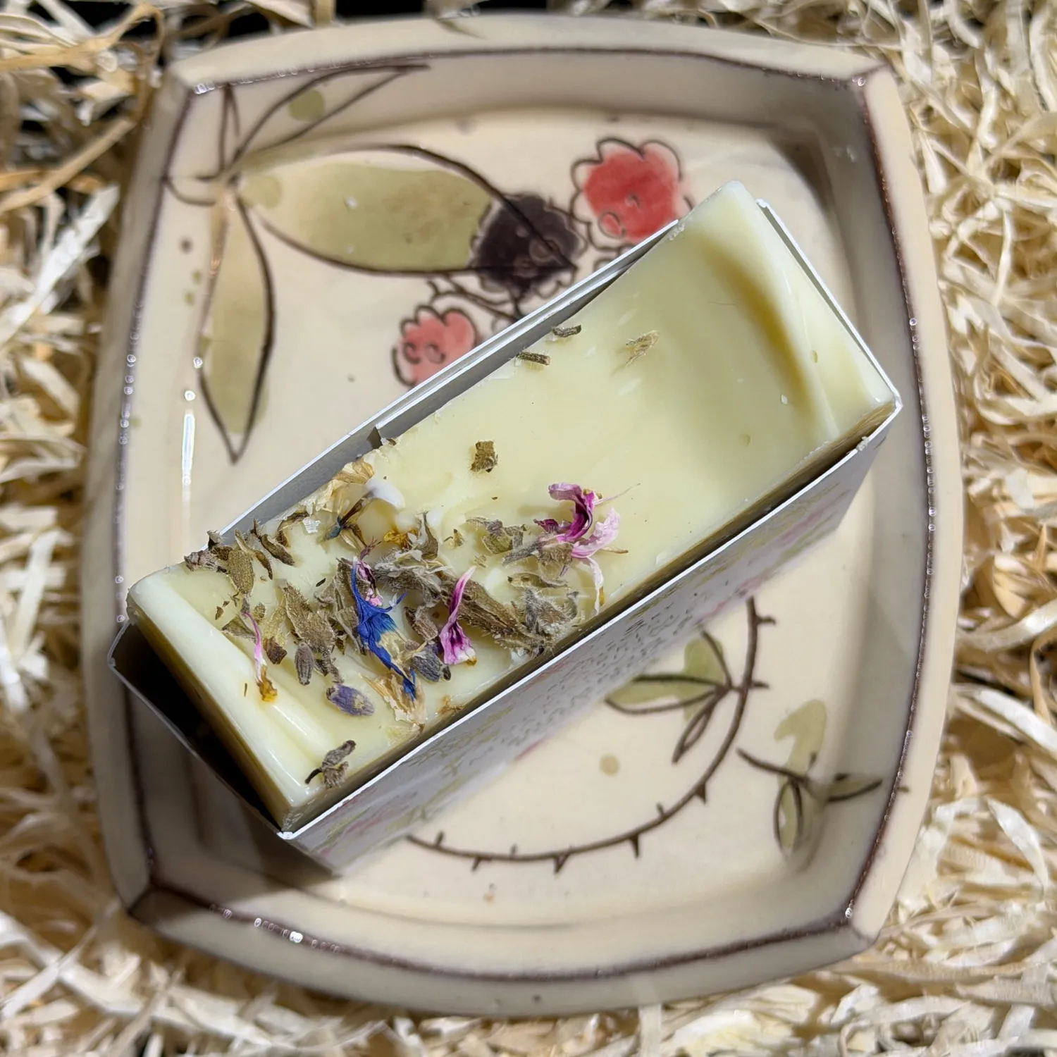 WILD EVE Meadowsweet & Geranium shampoing solide + porte-savon