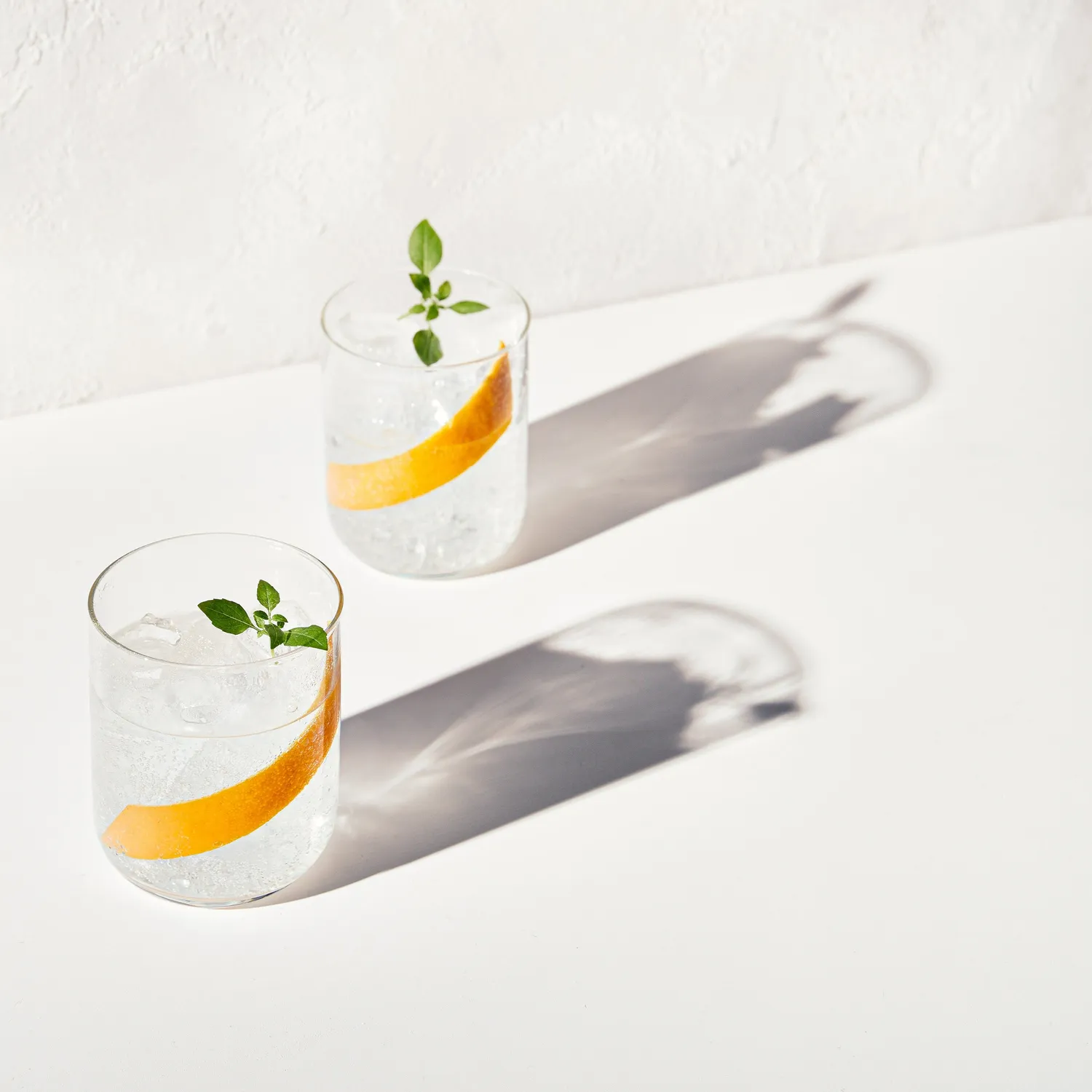 NONA June Giftbox coffret cadeau 70cl + 2 verres