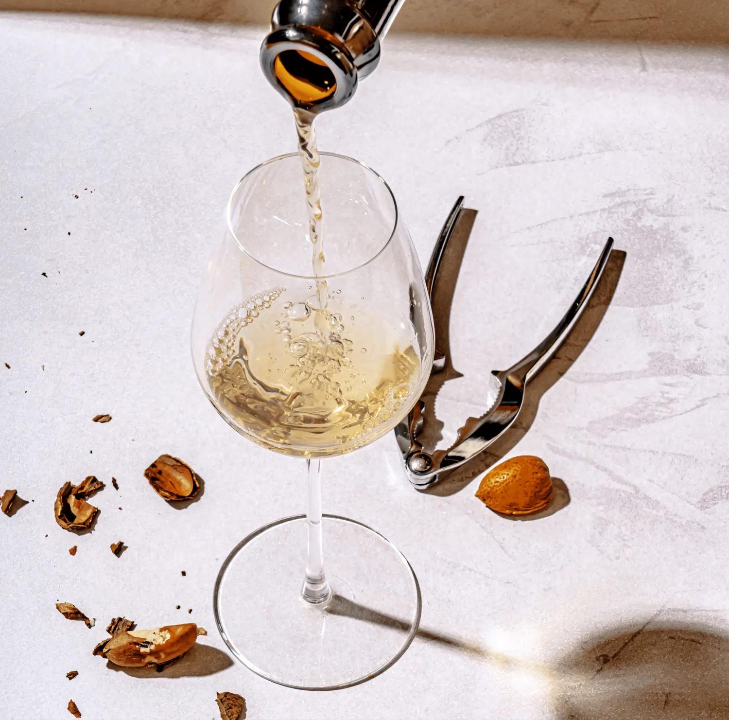 Three Spirit Blurred Vines Sharp vin sans alcool liquid sunshine