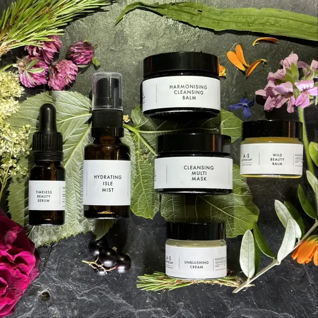 Wild Eve Discovery Set coffret visage 6 soins voyage